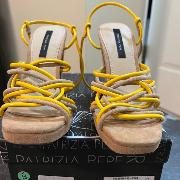 New in the box Patrizia Pepe yellow and tan heels, size 37 - Picture 2 of 5